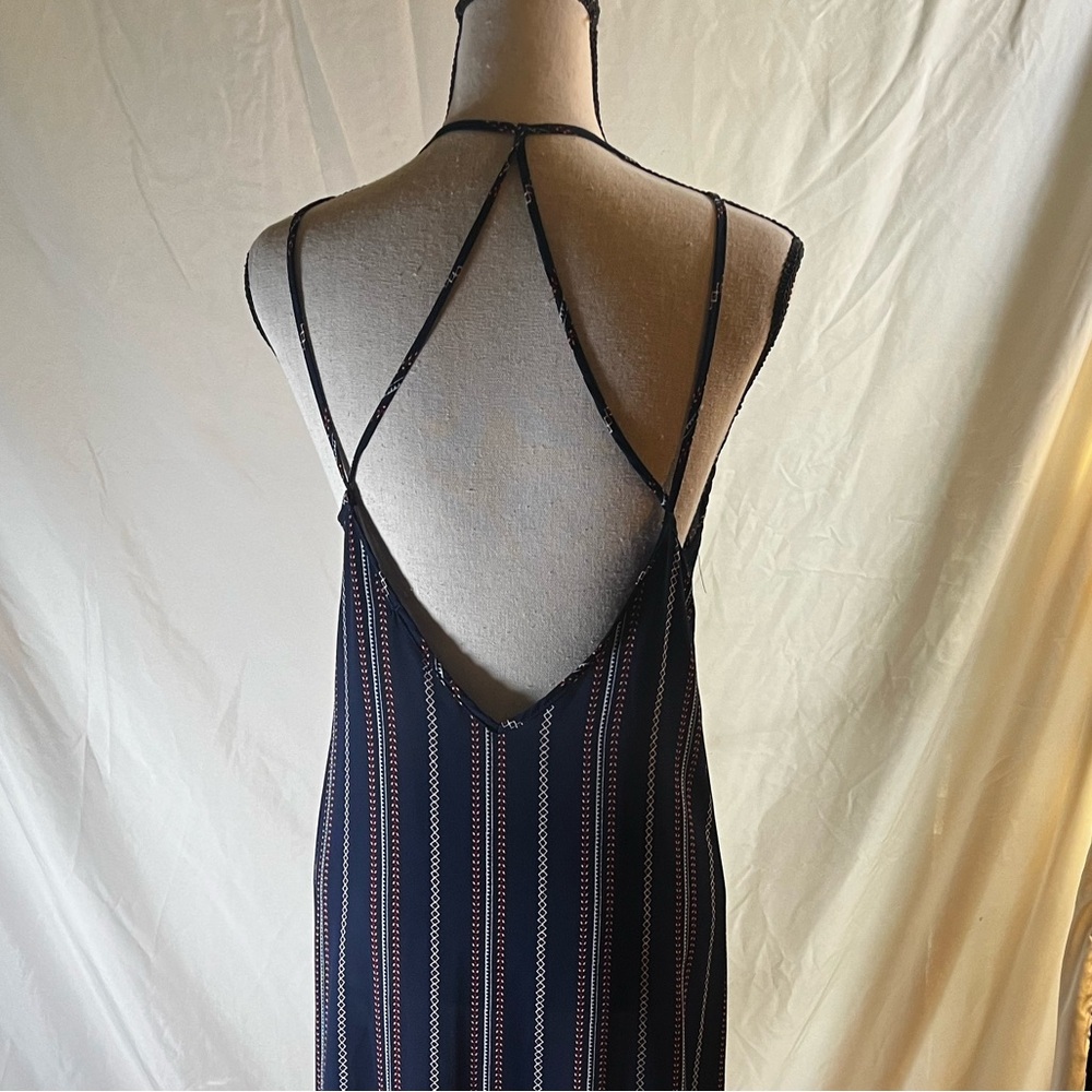 Backless Dress - Picture 3 of 3